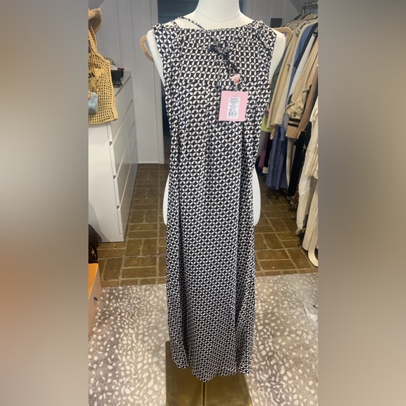 Showpo Dress NWT - Picture 4 of 5